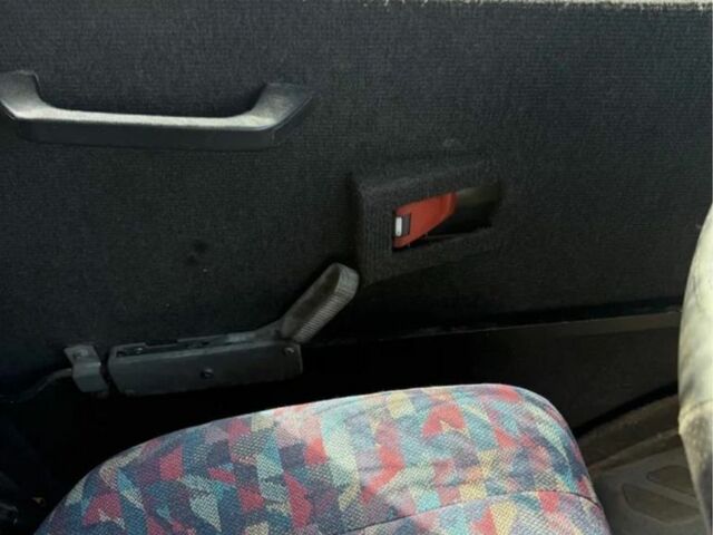 Мерседес Другая, объемом двигателя 0 л и пробегом 0 тыс. км за 2500 $, фото 11 на Automoto.ua