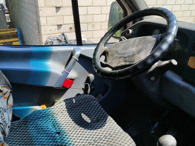 Мерседес Другая, объемом двигателя 0 л и пробегом 0 тыс. км за 2200 $, фото 3 на Automoto.ua