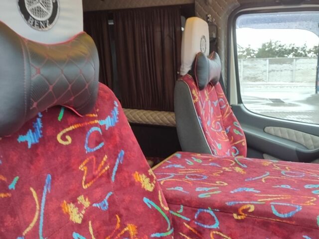 Мерседес Другая, объемом двигателя 0 л и пробегом 0 тыс. км за 13500 $, фото 9 на Automoto.ua