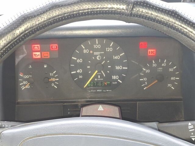 Мерседес Другая, объемом двигателя 0 л и пробегом 0 тыс. км за 9000 $, фото 6 на Automoto.ua