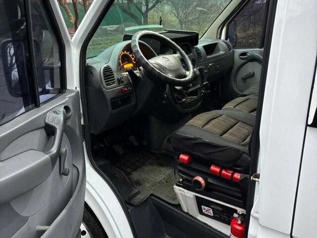 Мерседес Другая, объемом двигателя 0 л и пробегом 0 тыс. км за 5800 $, фото 8 на Automoto.ua