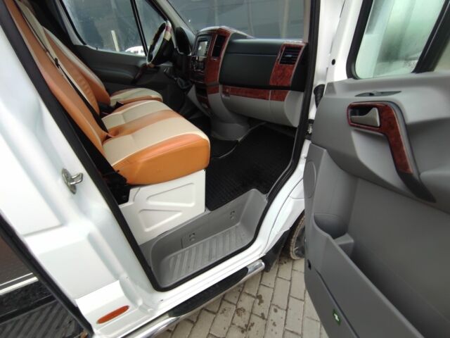 Мерседес Другая, объемом двигателя 0 л и пробегом 0 тыс. км за 18000 $, фото 7 на Automoto.ua