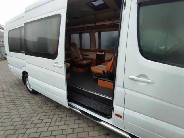 Мерседес Другая, объемом двигателя 0 л и пробегом 0 тыс. км за 18000 $, фото 6 на Automoto.ua