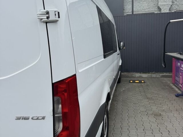 Мерседес Інша, об'ємом двигуна 0 л та пробігом 0 тис. км за 25000 $, фото 23 на Automoto.ua