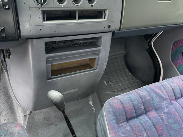 Мерседес Другая, объемом двигателя 0 л и пробегом 0 тыс. км за 8900 $, фото 14 на Automoto.ua