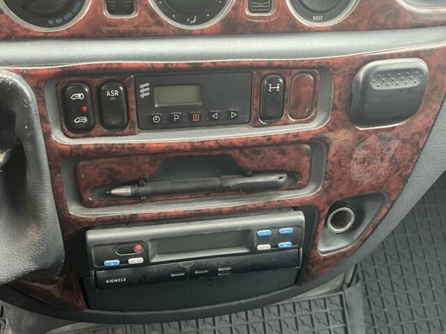 Мерседес Інша, об'ємом двигуна 0 л та пробігом 0 тис. км за 13500 $, фото 8 на Automoto.ua