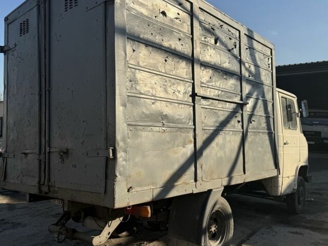 Мерседес Другая, объемом двигателя 0 л и пробегом 0 тыс. км за 1500 $, фото 4 на Automoto.ua