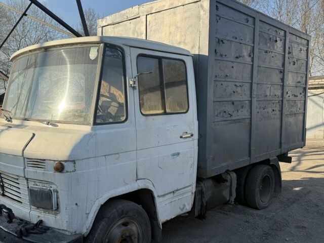 Мерседес Другая, объемом двигателя 0 л и пробегом 0 тыс. км за 1500 $, фото 2 на Automoto.ua