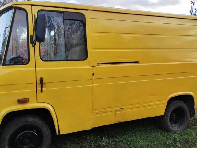 Мерседес Другая, объемом двигателя 0 л и пробегом 0 тыс. км за 2999 $, фото 3 на Automoto.ua