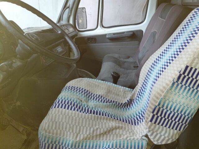 Мерседес Другая, объемом двигателя 0 л и пробегом 0 тыс. км за 3200 $, фото 5 на Automoto.ua