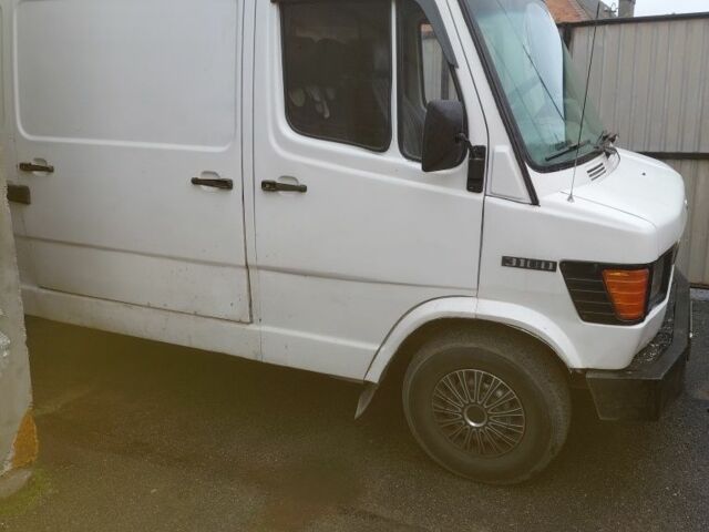 Мерседес Другая, объемом двигателя 0 л и пробегом 0 тыс. км за 3200 $, фото 1 на Automoto.ua