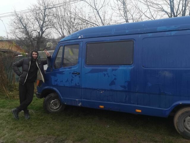 Мерседес Інша, об'ємом двигуна 0 л та пробігом 0 тис. км за 1000 $, фото 1 на Automoto.ua