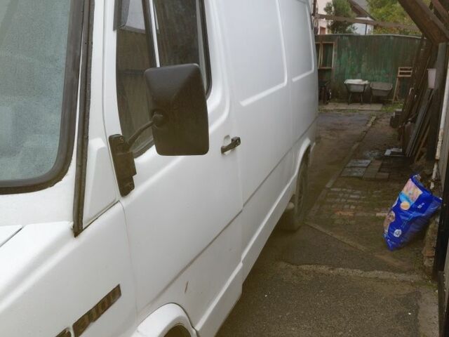 Мерседес Другая, объемом двигателя 0 л и пробегом 0 тыс. км за 3200 $, фото 3 на Automoto.ua