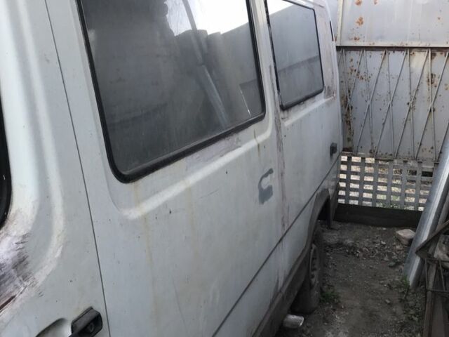 Мерседес Інша, об'ємом двигуна 0 л та пробігом 0 тис. км за 1200 $, фото 2 на Automoto.ua