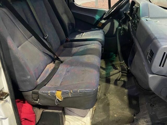 Мерседес Другая, объемом двигателя 0 л и пробегом 0 тыс. км за 9000 $, фото 8 на Automoto.ua