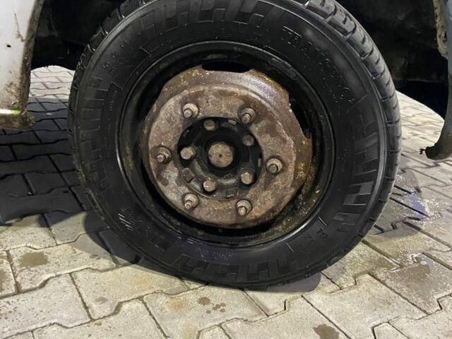 Мерседес Другая, объемом двигателя 0 л и пробегом 0 тыс. км за 9000 $, фото 12 на Automoto.ua