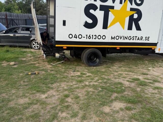 Мерседес Другая, объемом двигателя 0 л и пробегом 0 тыс. км за 11000 $, фото 4 на Automoto.ua