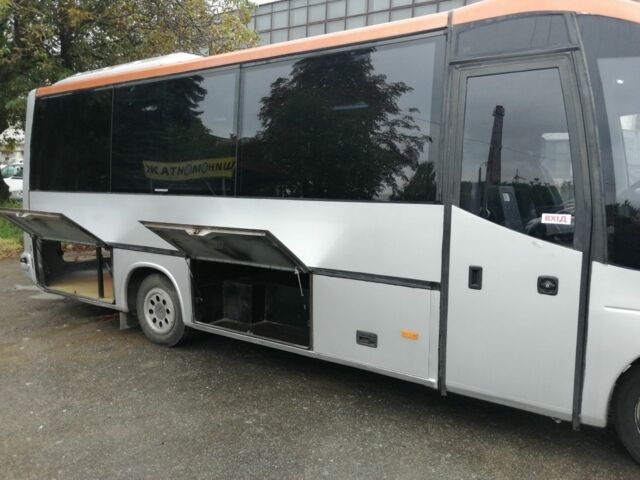 Мерседес Інша, об'ємом двигуна 0 л та пробігом 0 тис. км за 24000 $, фото 6 на Automoto.ua