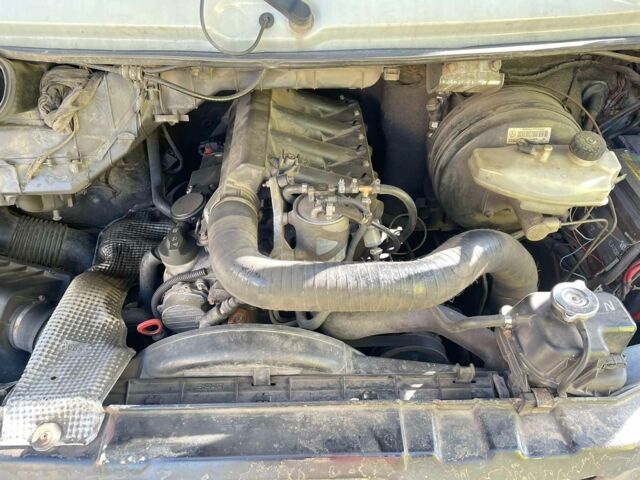 Мерседес Другая, объемом двигателя 0 л и пробегом 0 тыс. км за 10000 $, фото 3 на Automoto.ua