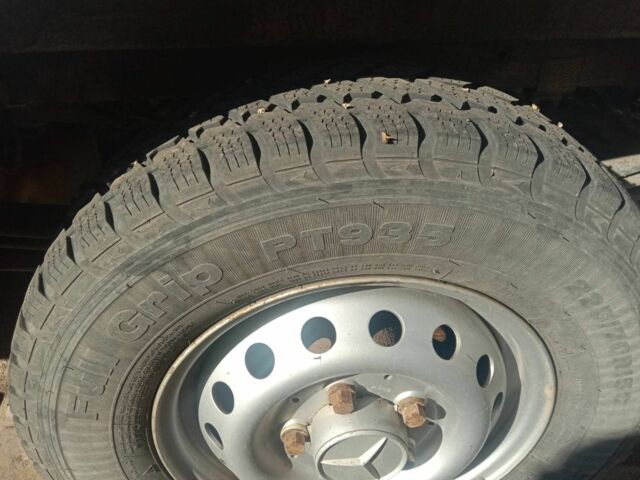 Мерседес Другая, объемом двигателя 0 л и пробегом 0 тыс. км за 10000 $, фото 4 на Automoto.ua