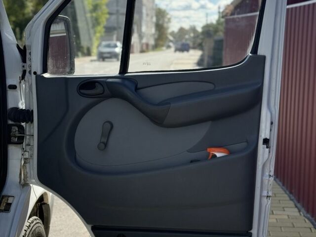 Мерседес Другая, объемом двигателя 0 л и пробегом 0 тыс. км за 10000 $, фото 14 на Automoto.ua