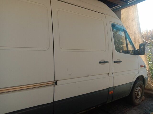 Мерседес Другая, объемом двигателя 0 л и пробегом 0 тыс. км за 10000 $, фото 2 на Automoto.ua