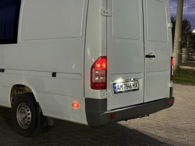 Мерседес Другая, объемом двигателя 0 л и пробегом 0 тыс. км за 10000 $, фото 7 на Automoto.ua