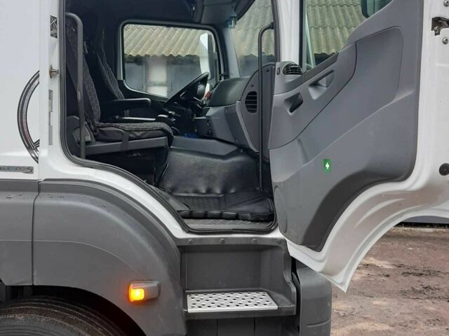 Мерседес Другая, объемом двигателя 0 л и пробегом 0 тыс. км за 27000 $, фото 3 на Automoto.ua