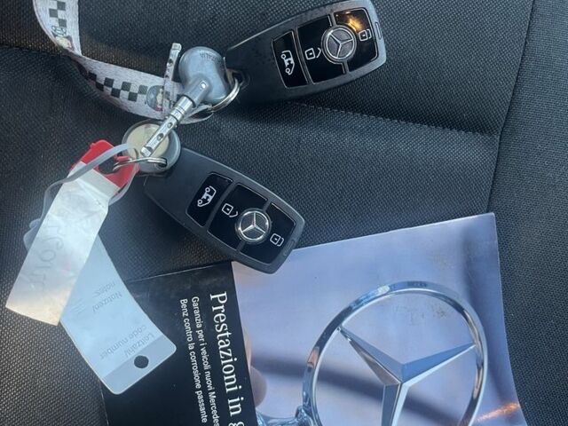 Мерседес Другая, объемом двигателя 0 л и пробегом 0 тыс. км за 23800 $, фото 14 на Automoto.ua