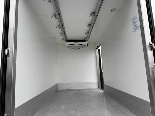 Мерседес Інша, об'ємом двигуна 4.25 л та пробігом 0 тис. км за 26900 $, фото 18 на Automoto.ua