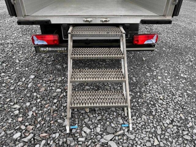 Мерседес Інша, об'ємом двигуна 4.25 л та пробігом 0 тис. км за 26900 $, фото 17 на Automoto.ua