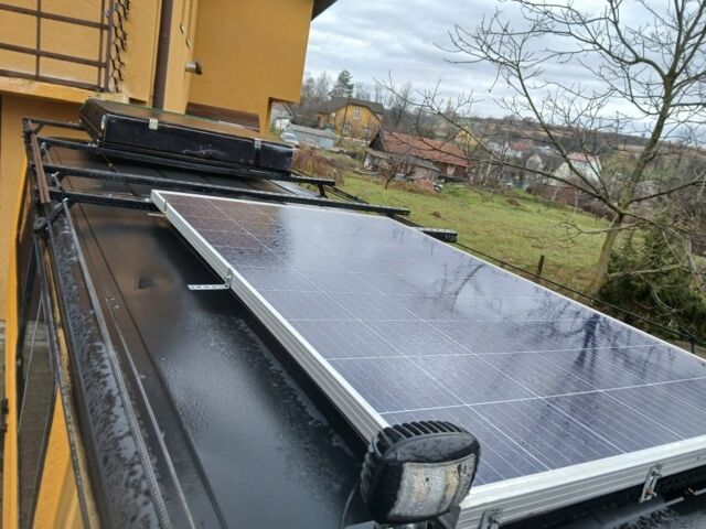 Жовтий Мерседес Інша, об'ємом двигуна 2.4 л та пробігом 333 тис. км за 5000 $, фото 18 на Automoto.ua