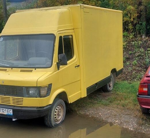 Жовтий Мерседес Інша, об'ємом двигуна 2.3 л та пробігом 435 тис. км за 3400 $, фото 2 на Automoto.ua