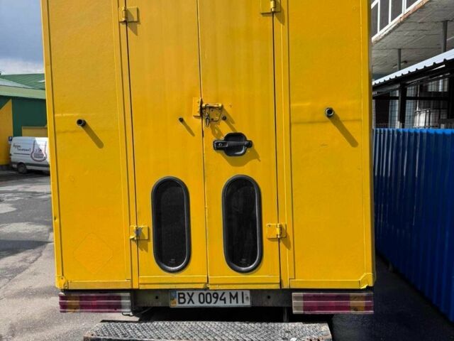 Желтый Мерседес Другая, объемом двигателя 0 л и пробегом 2 тыс. км за 2500 $, фото 6 на Automoto.ua