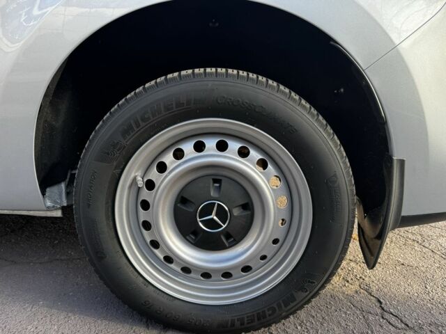 Серый Мерседес Другая, объемом двигателя 1.3 л и пробегом 34 тыс. км за 33333 $, фото 12 на Automoto.ua