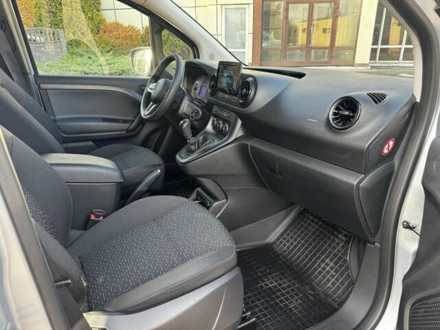 Серый Мерседес Другая, объемом двигателя 1.3 л и пробегом 34 тыс. км за 33333 $, фото 14 на Automoto.ua