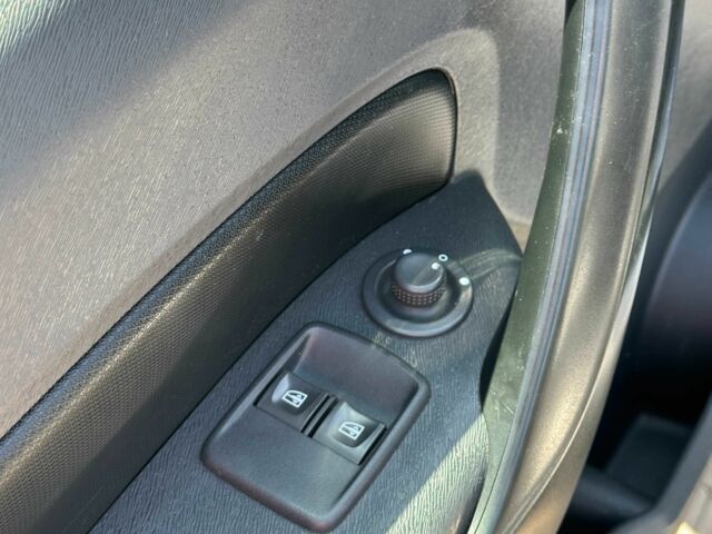 Сірий Мерседес Інша, об'ємом двигуна 1.5 л та пробігом 263 тис. км за 7900 $, фото 14 на Automoto.ua