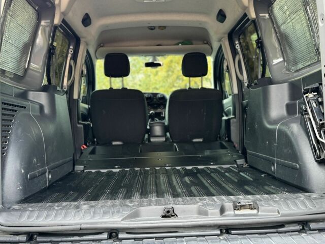 Серый Мерседес Другая, объемом двигателя 1.5 л и пробегом 246 тыс. км за 10800 $, фото 13 на Automoto.ua