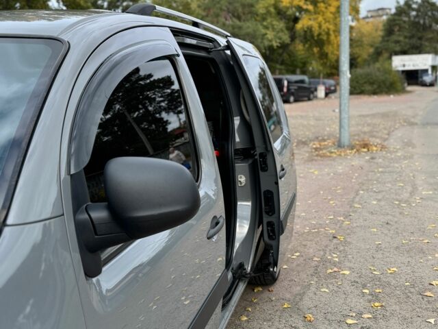 Серый Мерседес Другая, объемом двигателя 1.5 л и пробегом 246 тыс. км за 10800 $, фото 11 на Automoto.ua