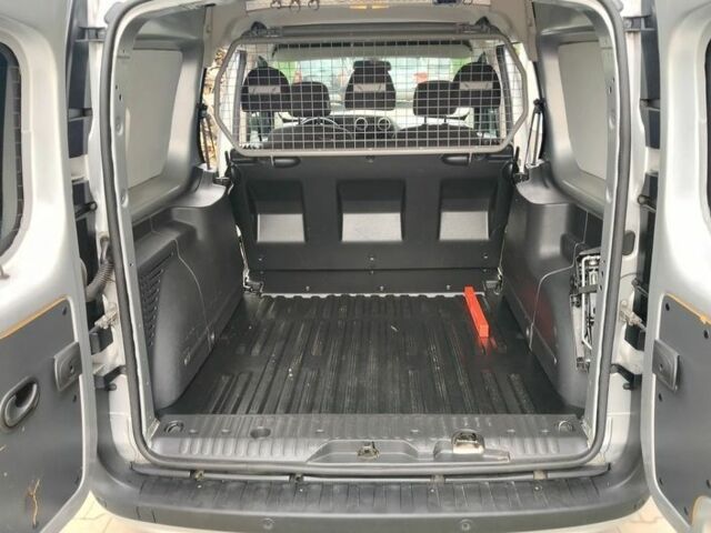 Серый Мерседес Другая, объемом двигателя 1.5 л и пробегом 150 тыс. км за 8200 $, фото 15 на Automoto.ua