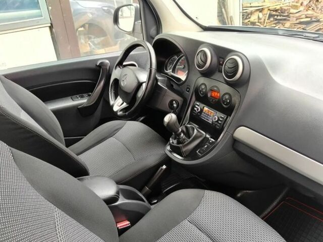 Серый Мерседес Другая, объемом двигателя 1.5 л и пробегом 150 тыс. км за 8200 $, фото 17 на Automoto.ua