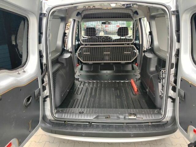 Серый Мерседес Другая, объемом двигателя 1.5 л и пробегом 150 тыс. км за 8200 $, фото 14 на Automoto.ua