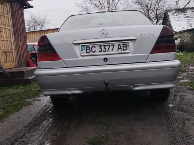 Серый Мерседес Другая, объемом двигателя 1.8 л и пробегом 300 тыс. км за 1800 $, фото 3 на Automoto.ua