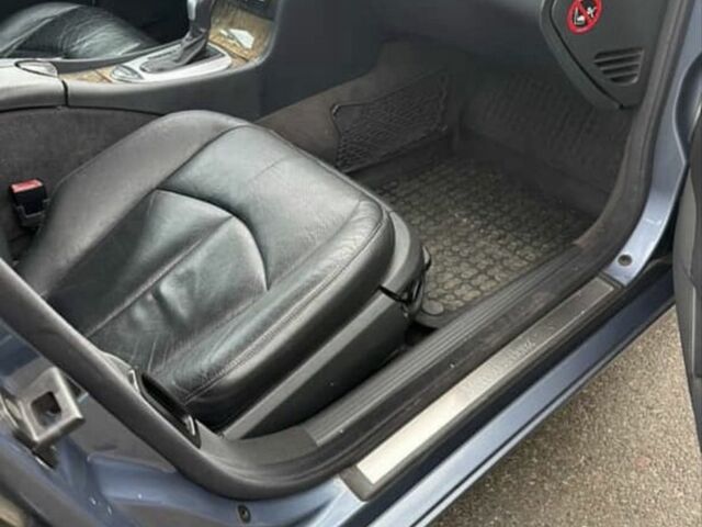 Серый Мерседес Другая, объемом двигателя 0 л и пробегом 300 тыс. км за 1599 $, фото 6 на Automoto.ua