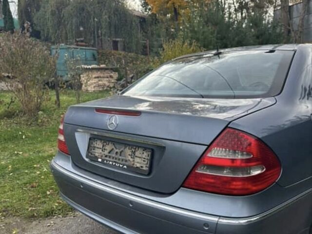 Серый Мерседес Другая, объемом двигателя 0 л и пробегом 300 тыс. км за 1599 $, фото 7 на Automoto.ua