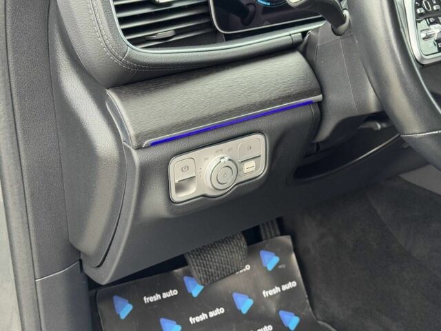 Серый Мерседес Другая, объемом двигателя 2 л и пробегом 63 тыс. км за 82900 $, фото 15 на Automoto.ua