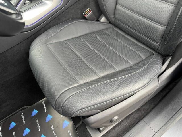 Серый Мерседес Другая, объемом двигателя 2 л и пробегом 63 тыс. км за 82900 $, фото 18 на Automoto.ua