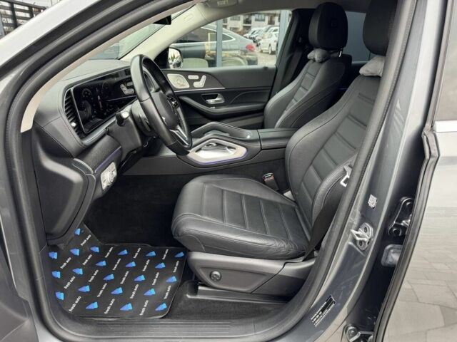 Серый Мерседес Другая, объемом двигателя 2 л и пробегом 63 тыс. км за 82900 $, фото 19 на Automoto.ua