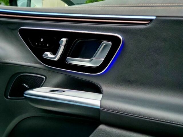 Серый Мерседес Другая, объемом двигателя 0 л и пробегом 284 тыс. км за 34999 $, фото 21 на Automoto.ua