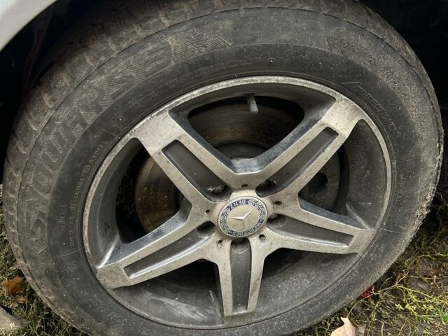 Мерседес Інша 2003 у Звенигородка на Automoto.ua Сірий Мерседес Інша, об'ємом двигуна 2.7 л та пробігом 3 тис. км за 2000 $, фото 2 на Automoto.ua